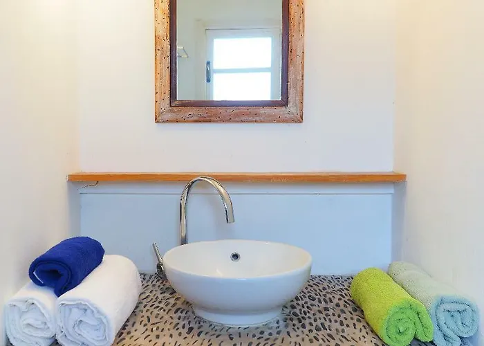 Cyprus Villages Hotell 2*