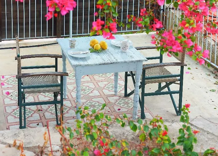 Cyprus Villages Hotell 2*