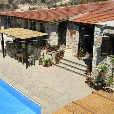 Cyprus Villages Ξενοδοχείο