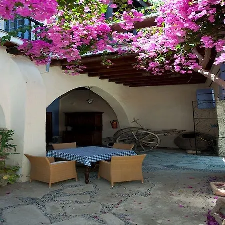 Ξενοδοχείο Cyprus Villages 3*