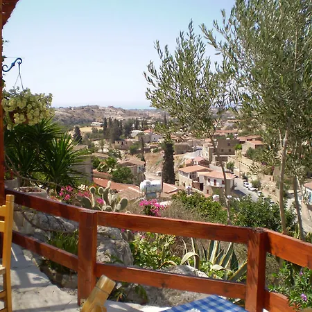 Cyprus Villages 2* توشني